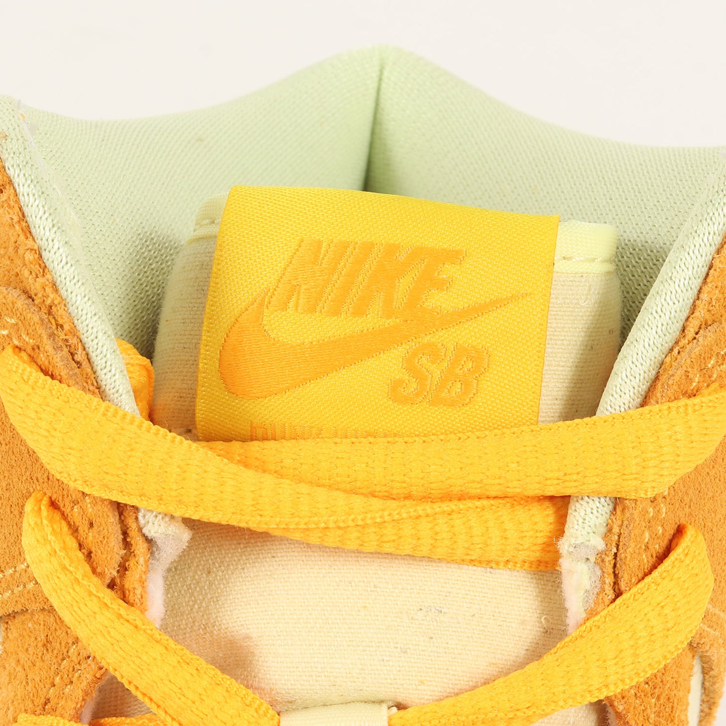 SB DUNK HIGH PRO FRUITY PACK PINEAPPLE (DM0808-700)