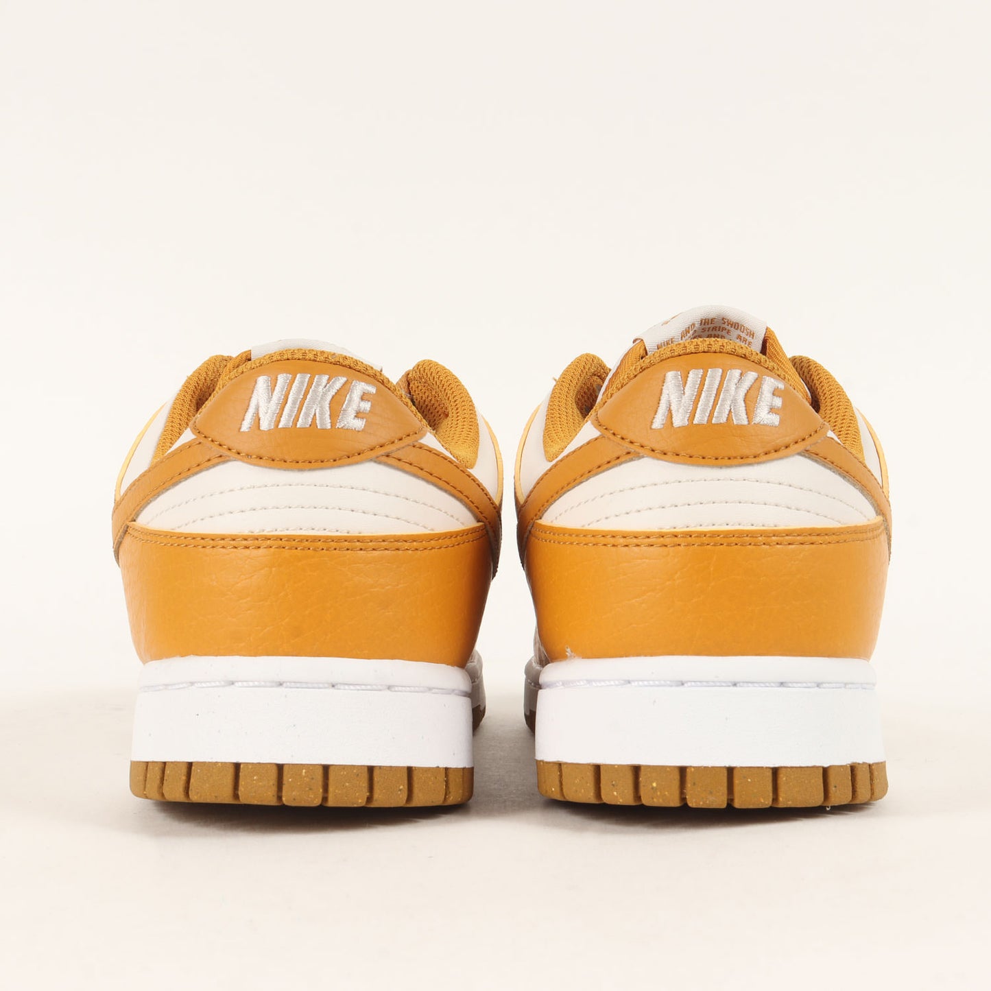 WMNS DUNK LOW NEXT NATURE CURRY BROWN (DN1431-001)