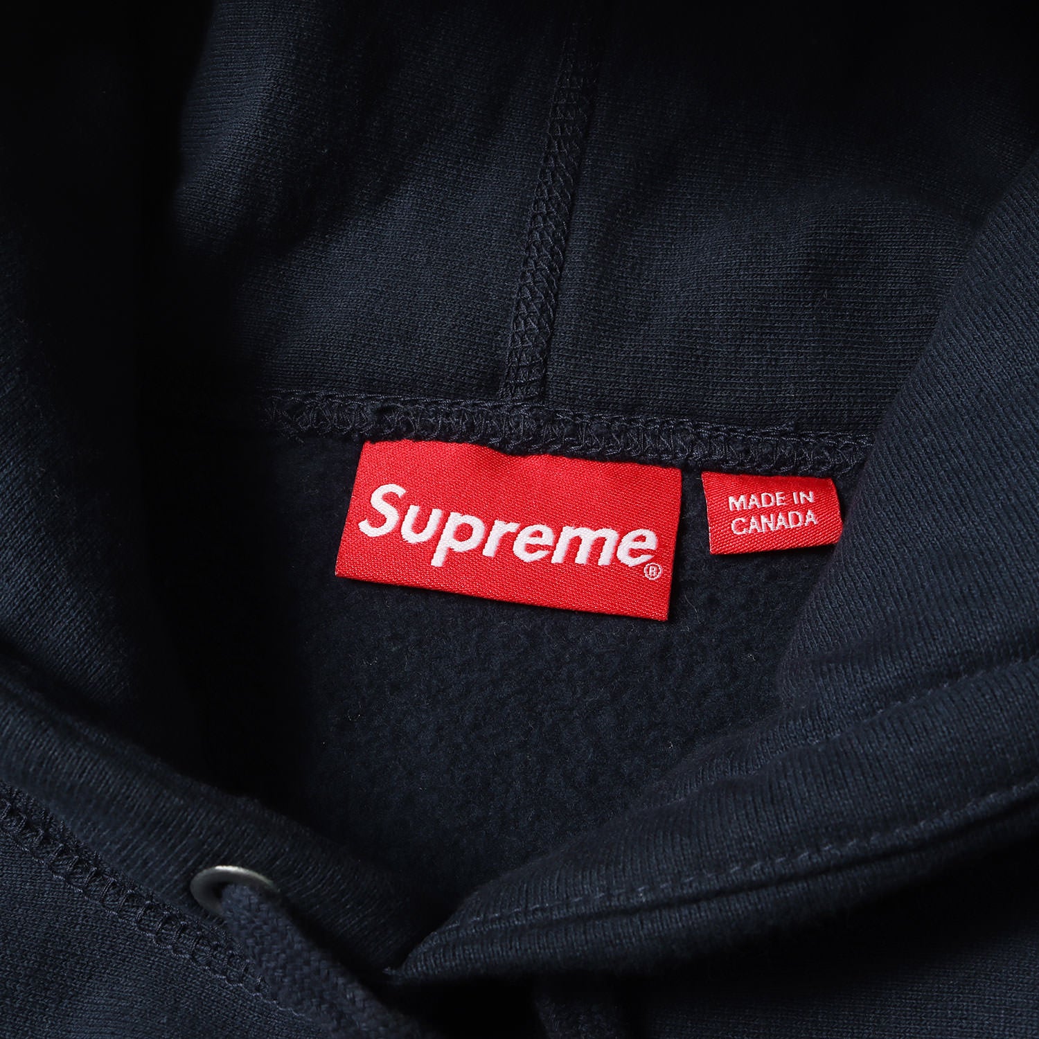 Supreme (シュプリーム) マイクロロゴ刺繍 スウェットパーカー(Micro Logo Hooded Sweatshirt) –  ブランド古着の通販・買取 | BEEGLE by Boo-Bee