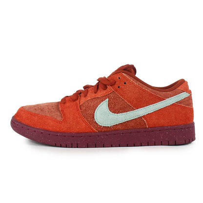 SB DUNK LOW PRO PRM MYSTIC RED AND ROSEWOOD (DV5429-601)