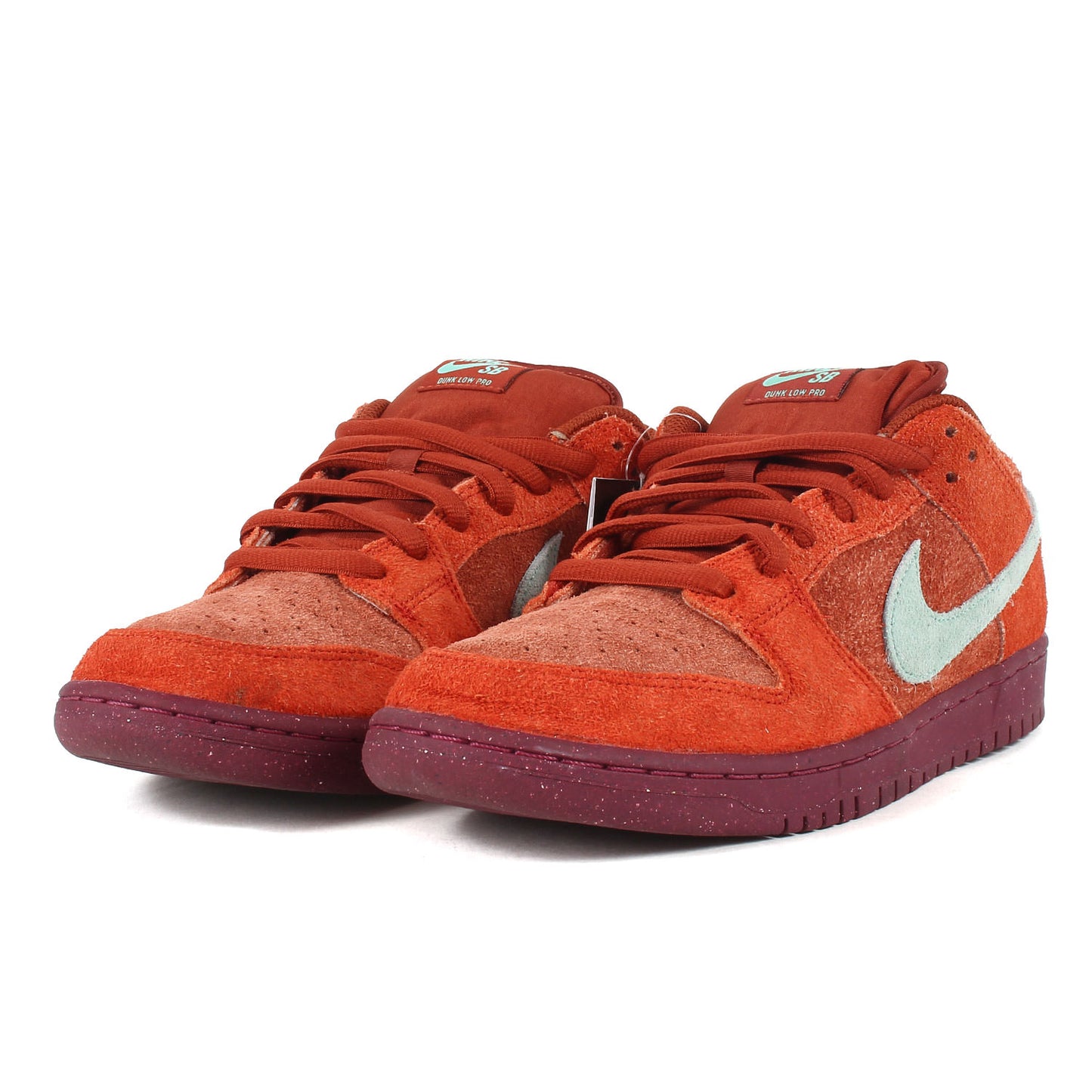 SB DUNK LOW PRO PRM MYSTIC RED AND ROSEWOOD (DV5429-601)