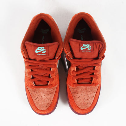 SB DUNK LOW PRO PRM MYSTIC RED AND ROSEWOOD (DV5429-601)