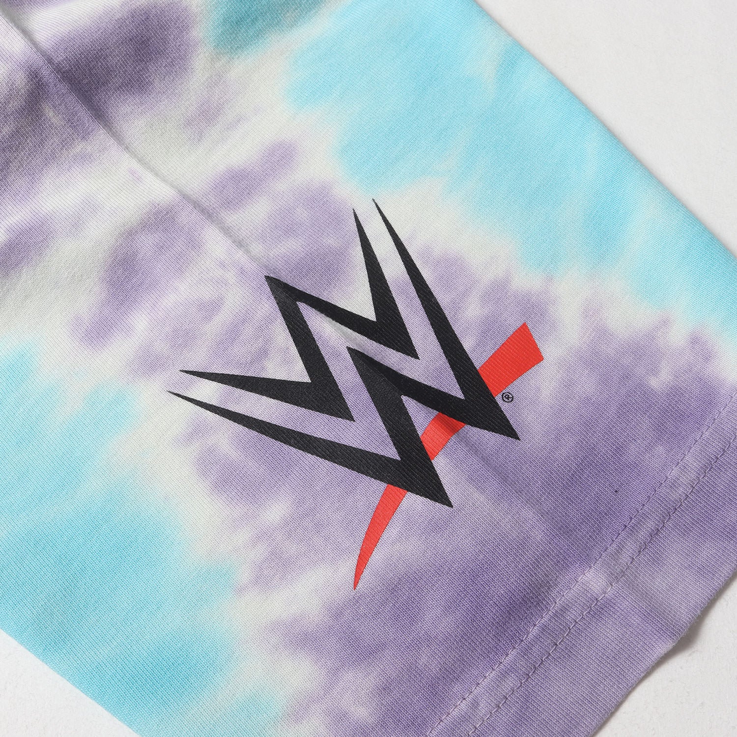 PALACE パレス Tシャツ サイズ:S 23SS WWE タイダイ染め ブランドロゴ クルーネック Tシャツ Dude T-Shirt マルチカラー トップス カットソー 半袖【メンズ】【K4192】 23SS ×WWE タイダイ染め ブランドロゴ Tシャツ(Dude T-Shirt