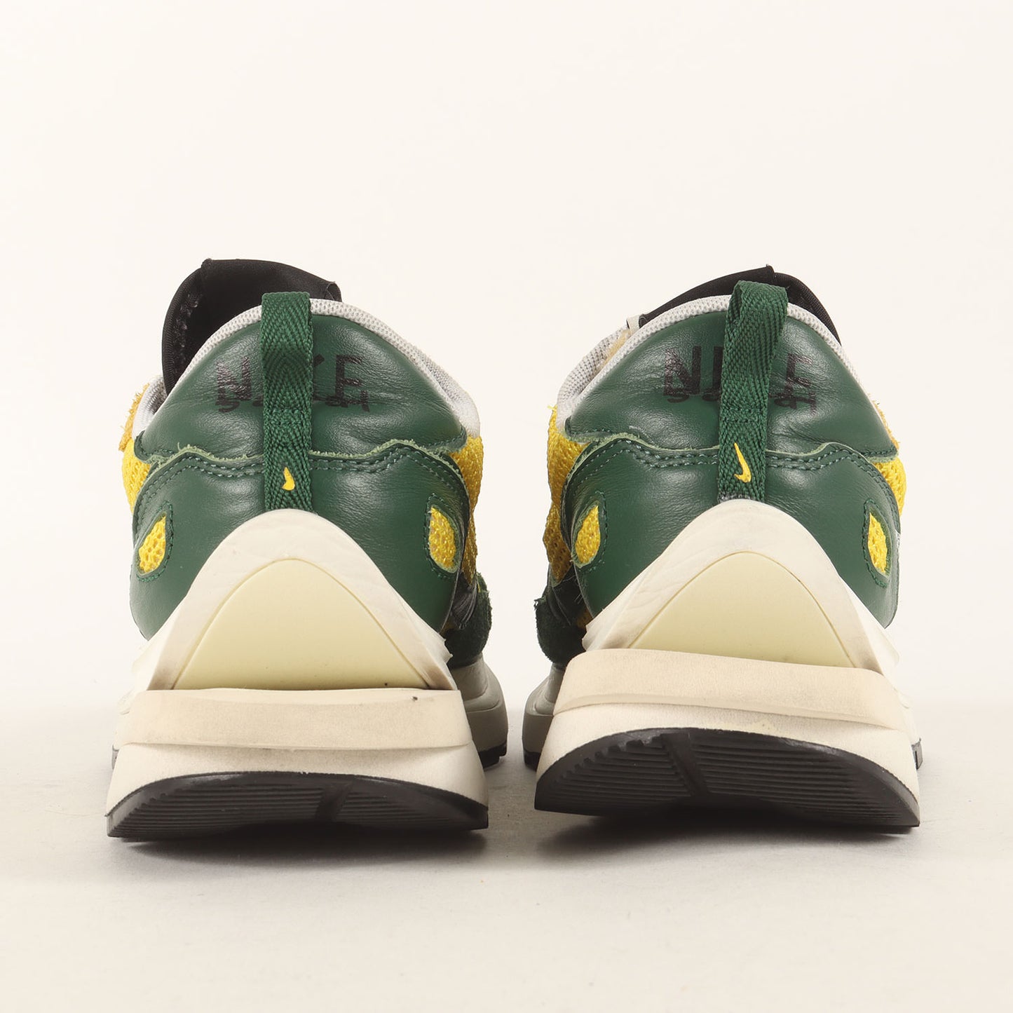 20AW ×NIKE VAPORWAFFLE / SACAI (CV1363-700)