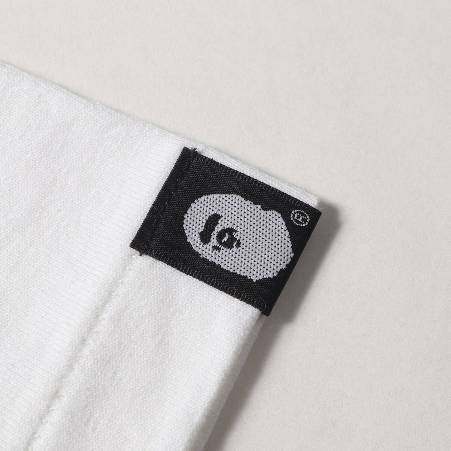 ×BOUNTY HUNTER マッドシャーク Tシャツ(MAD SHARK TEE)