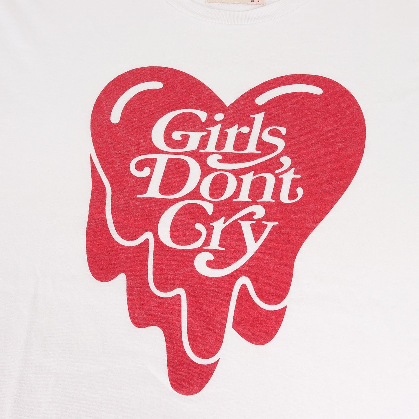 ×Emotionally Unavailable ハート グラフィック Tシャツ