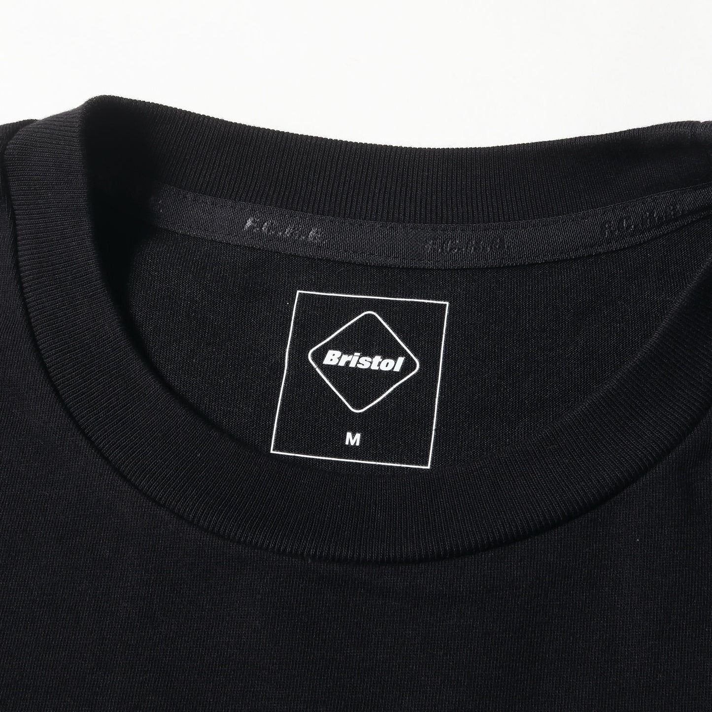 23AW ブランドロゴ クルーネック Tシャツ(AUTHENTIC TEE)