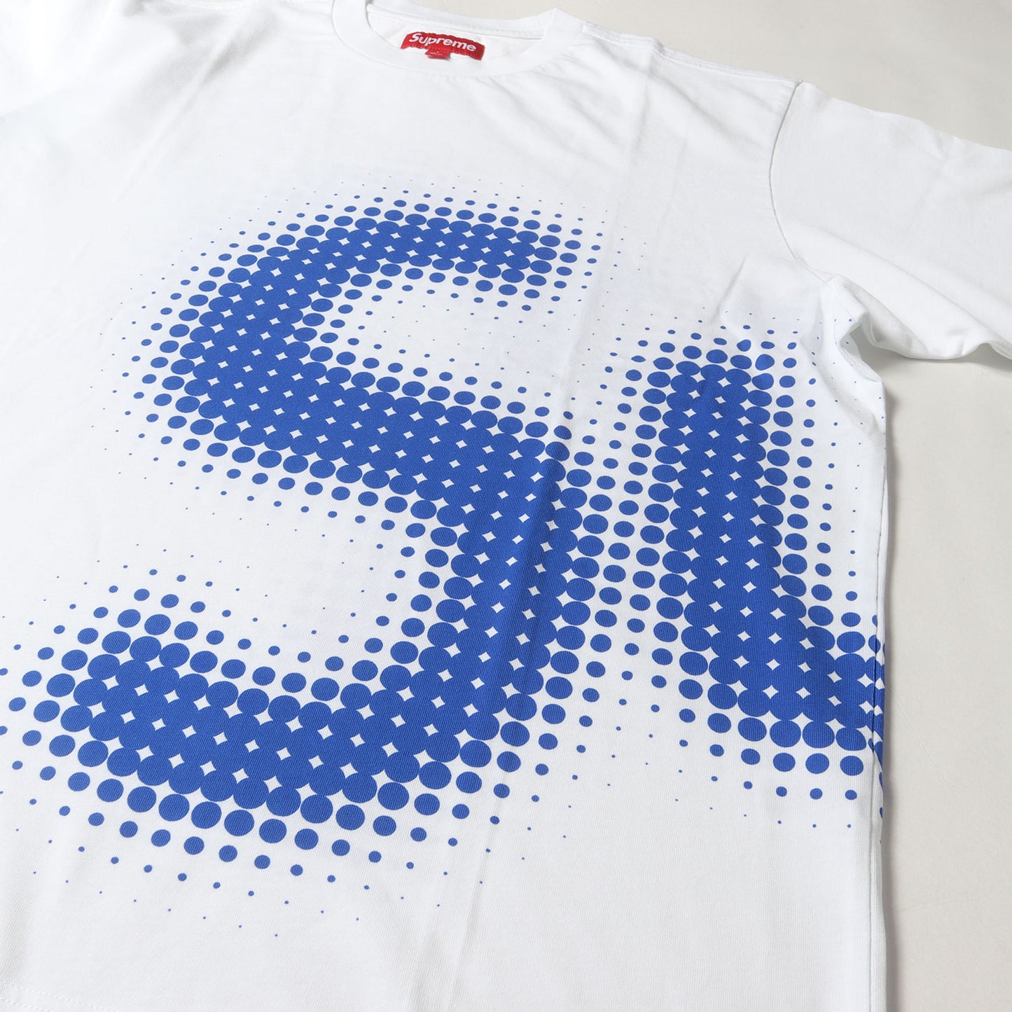 24SS ハーフトーン ビッグSupロゴ Tシャツ(Halftone S/S Top)