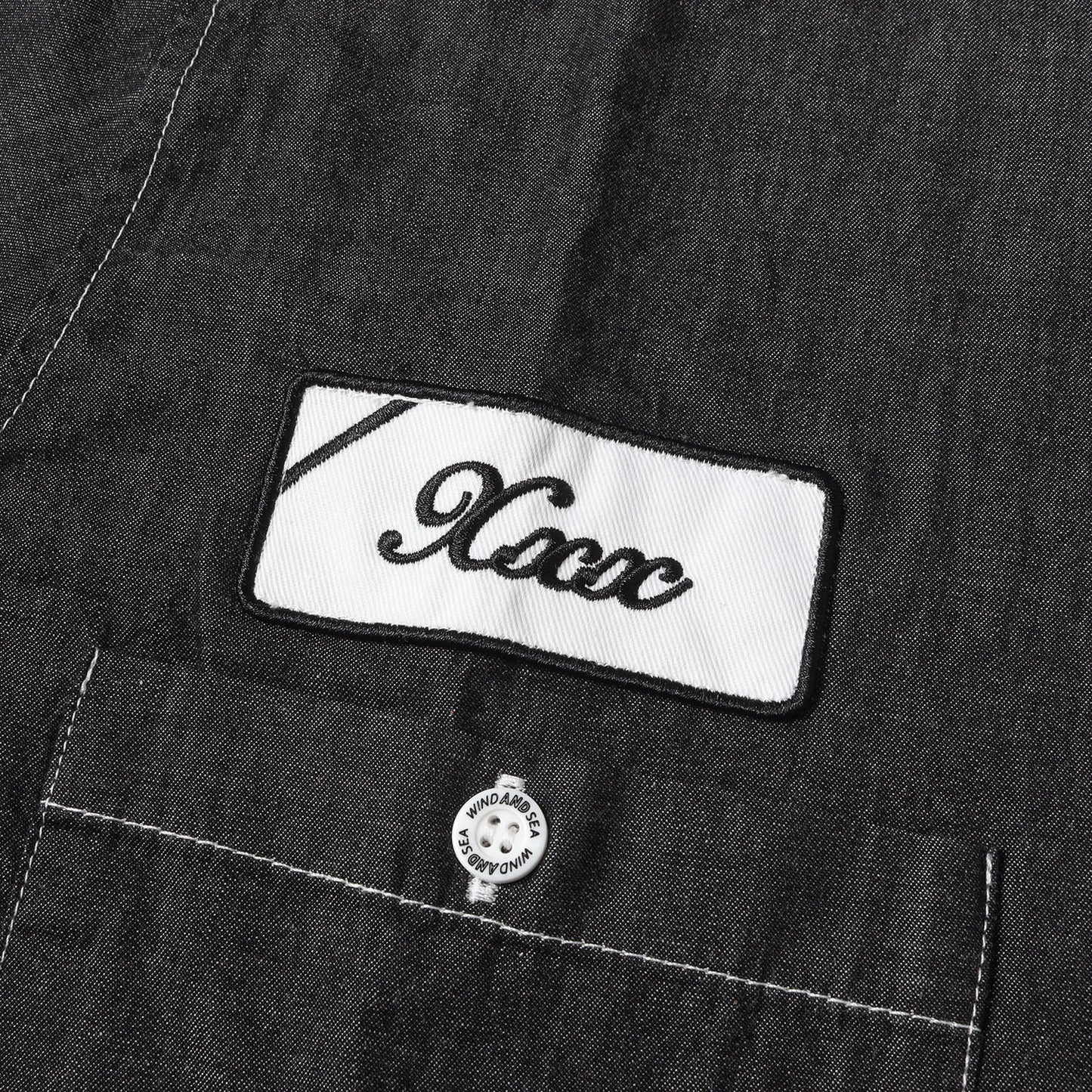 22AW ×GOD SELECTION XXX ワッペン付き シャンブレー ワークシャツ(Chambray Shirt)