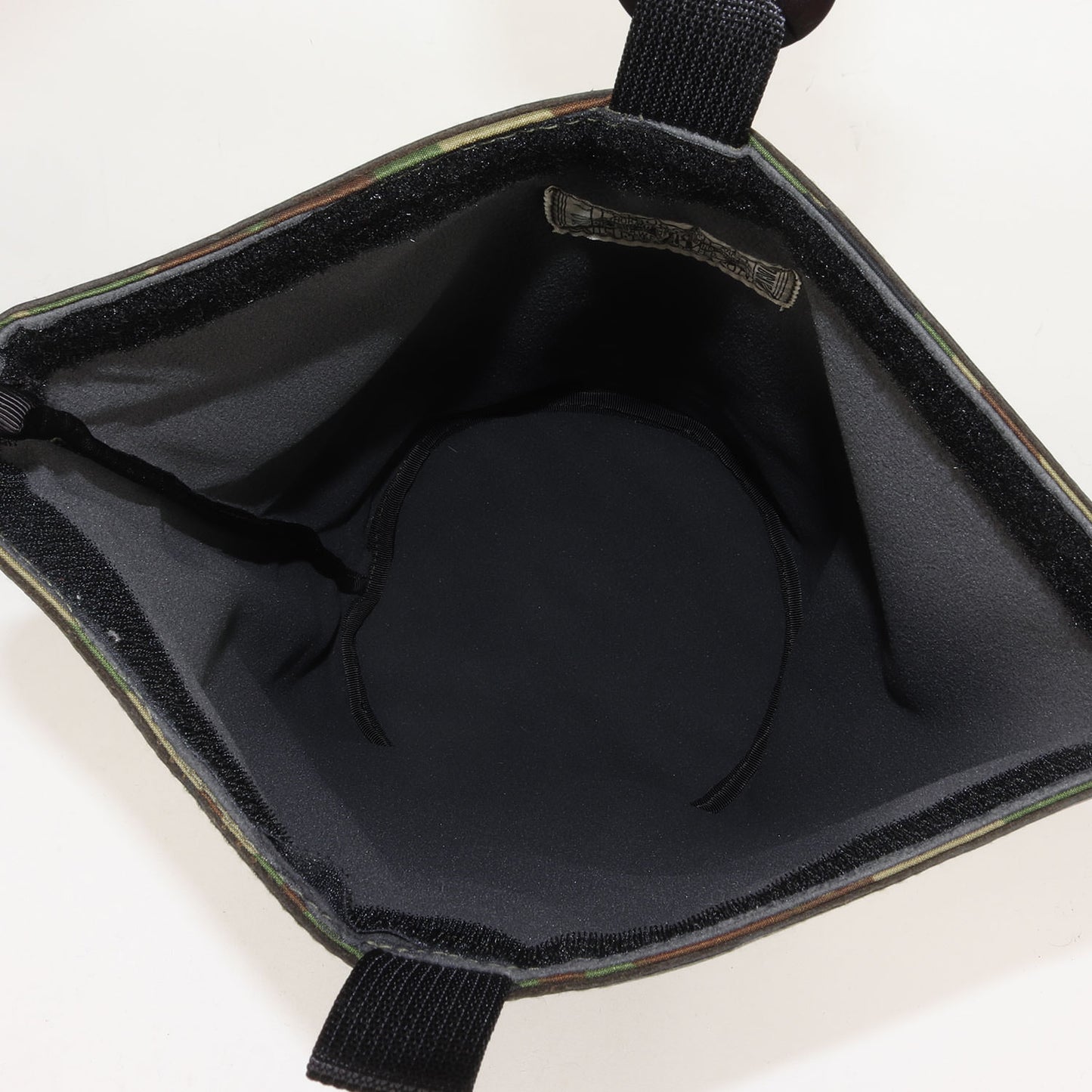 カモフラージュ 防水3レイヤー リップストップ ポーチ(TRAPPER EQUIP.POUCH DF)