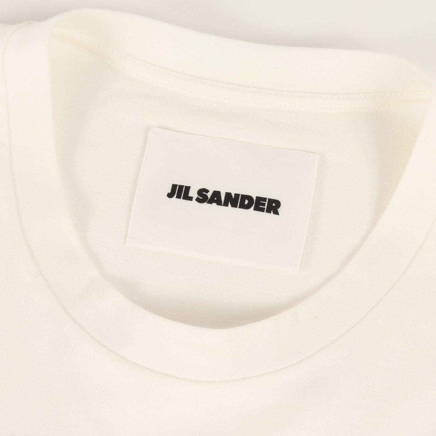 24SS バックロゴ Tシャツ (J22GC0173 J46219)