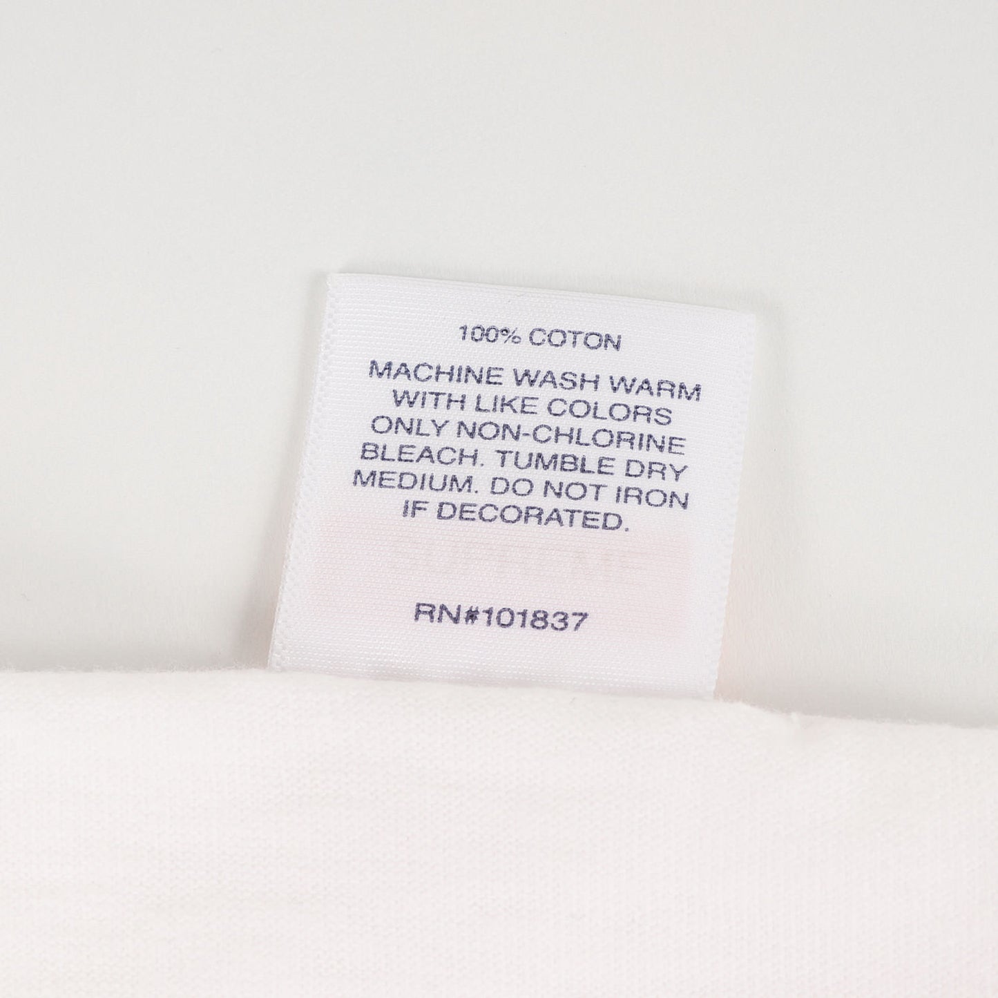 ×Nan Goldin フォトプリント Tシャツ(Misty and Jimmy Paulette Tee)