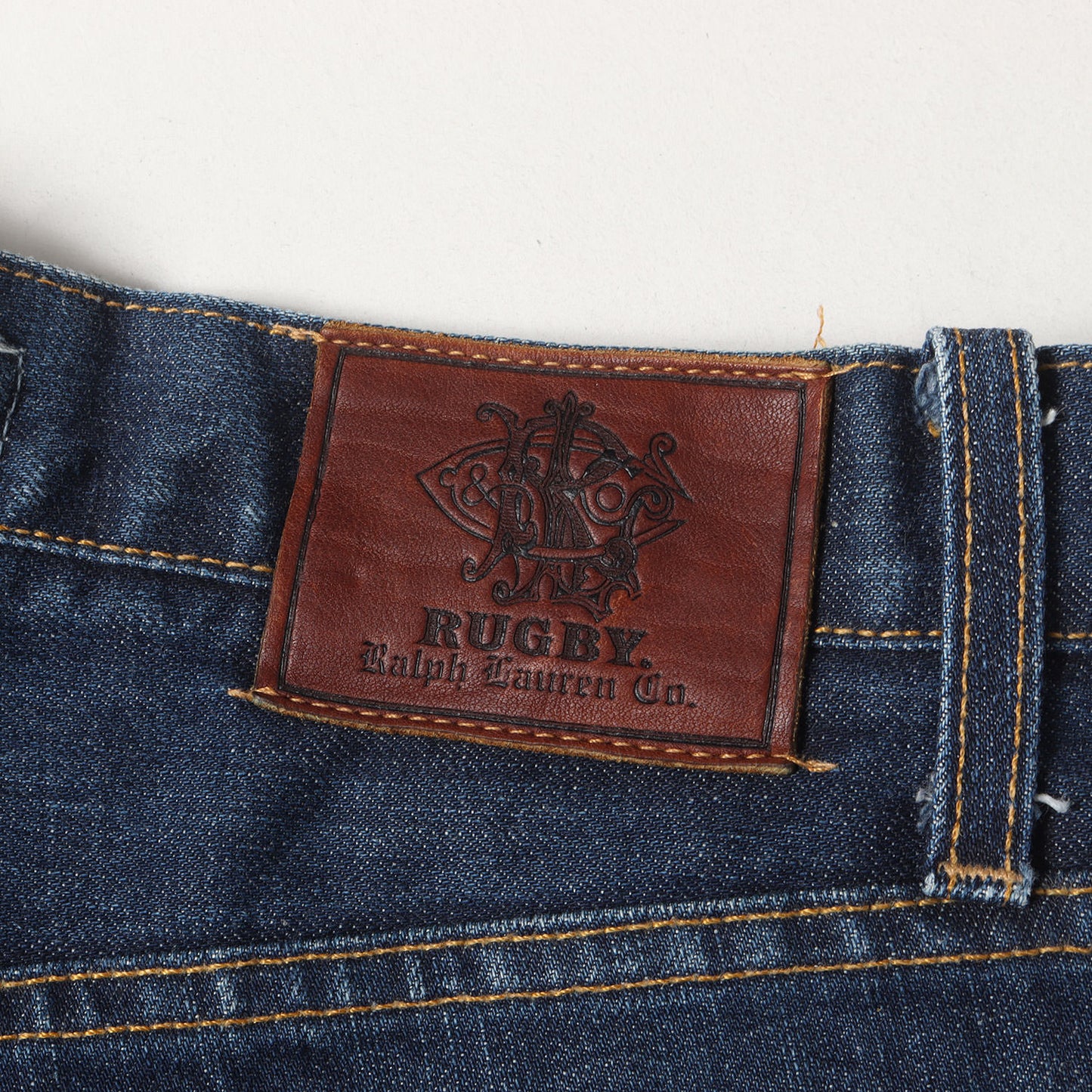 リラックスフィット ストレート デニムパンツ(UNIVERSITY RELAXED)