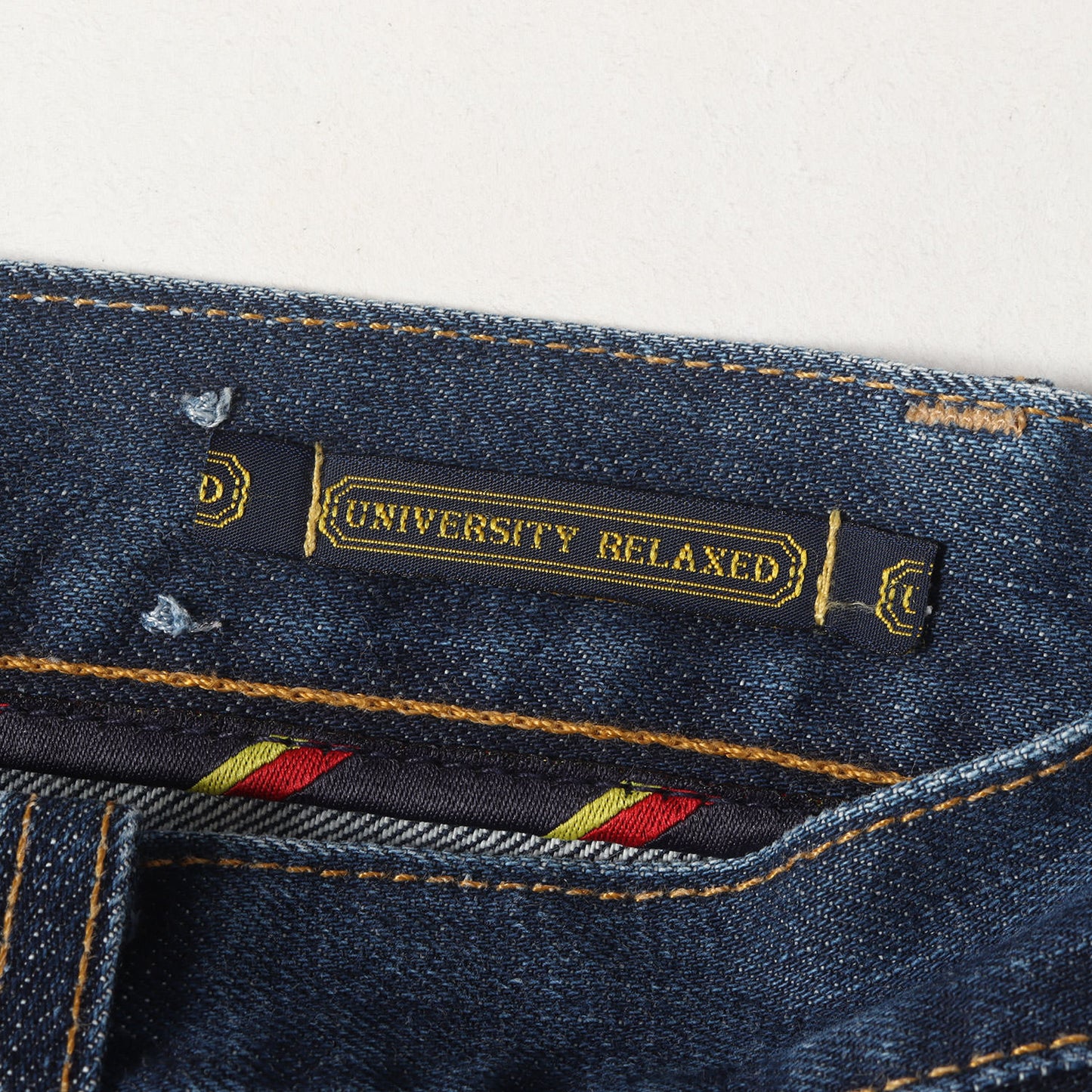 リラックスフィット ストレート デニムパンツ(UNIVERSITY RELAXED)