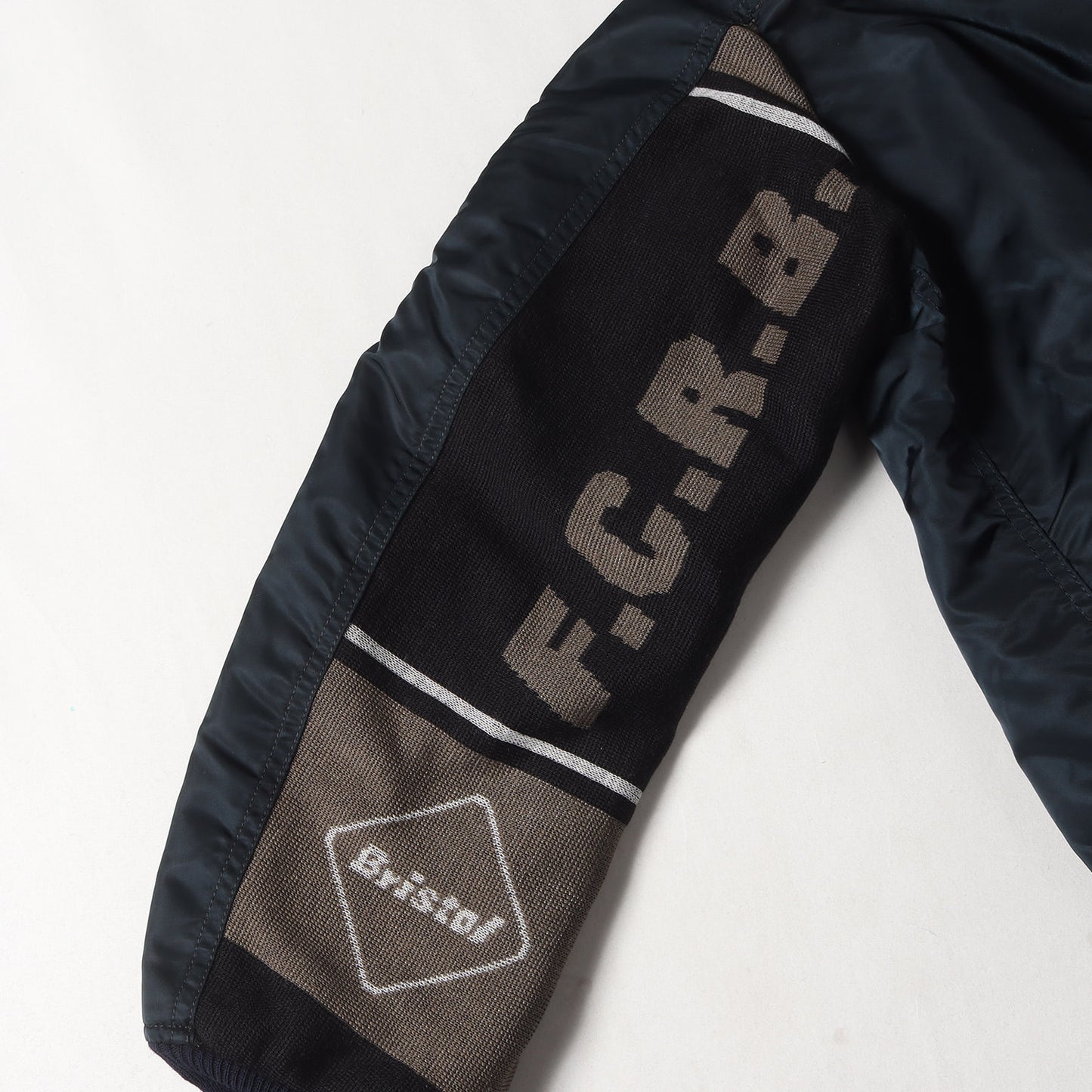 00s ×ELECTRIC COTTAGE ×F.C.Real Bristol ×ALPHA 袖ニット カスタム MA-1 フライトジャケット(2000年モデル)