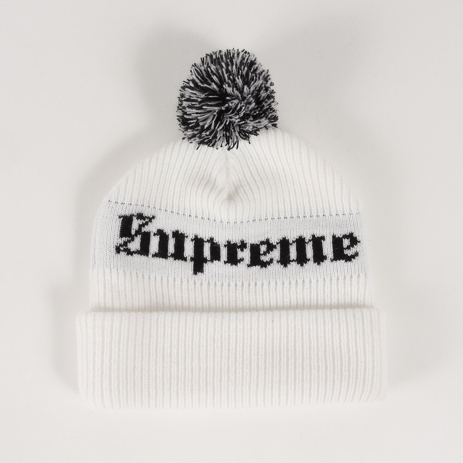 Supreme (シュプリーム) オールドイングリッシュロゴ ボンボン ニット