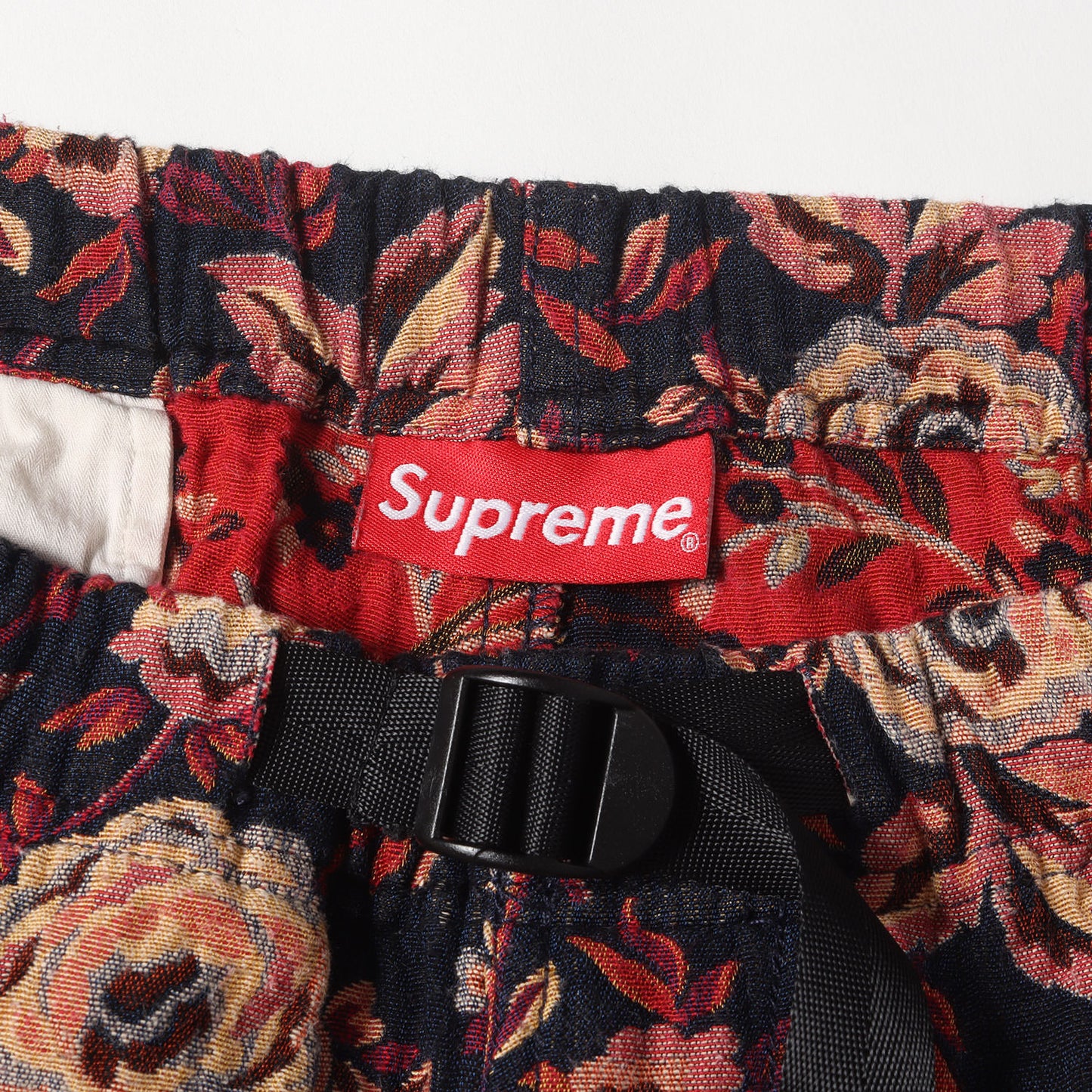 ジャガードフラワー柄 クライミング ショーツ(Jacquard Flowers Belted Short)