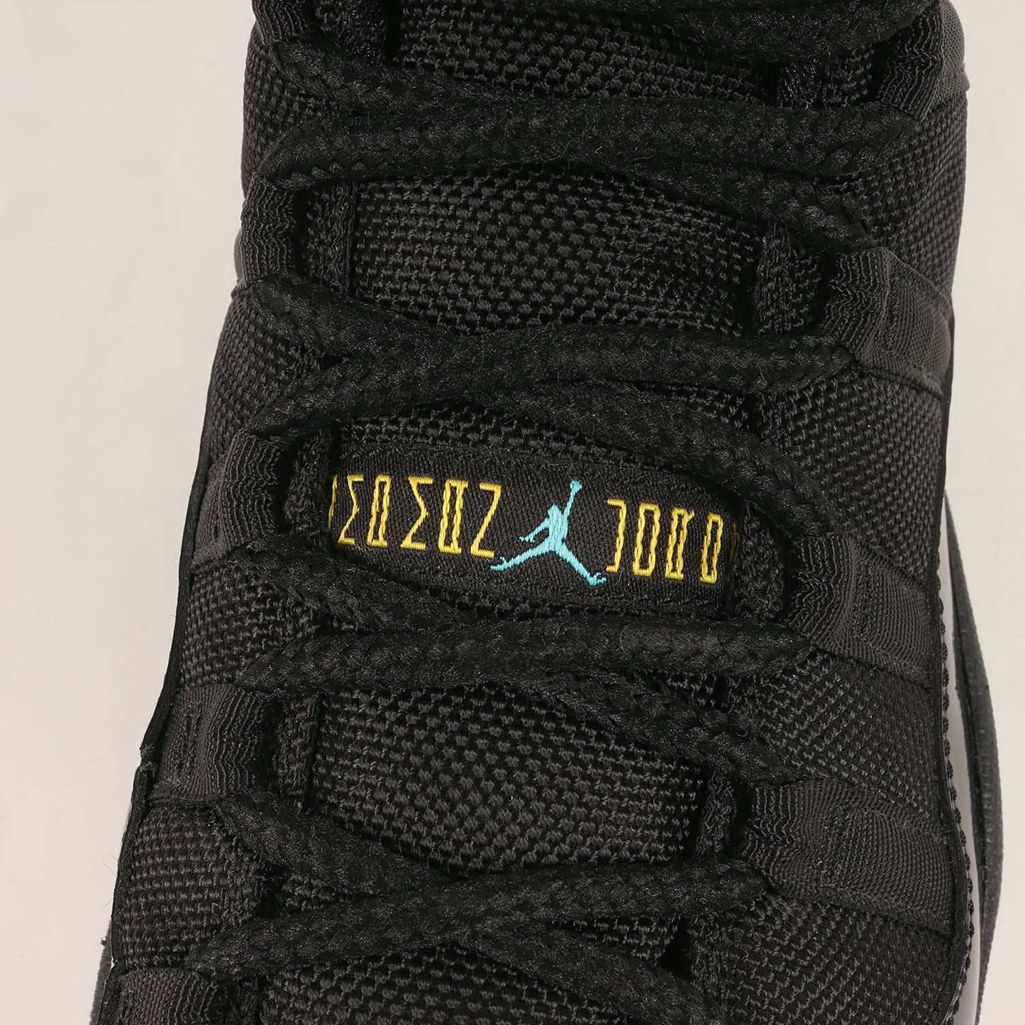AIR JORDAN 11 RETRO GAMMA BLUE (378037-006)