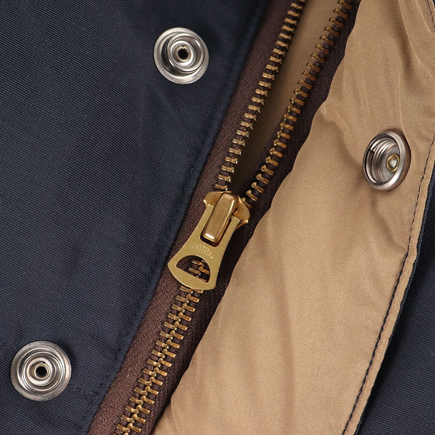 レザーヨーク 60/40クロス ダウン ベスト(LEATHER YOKE DOWN VEST)
