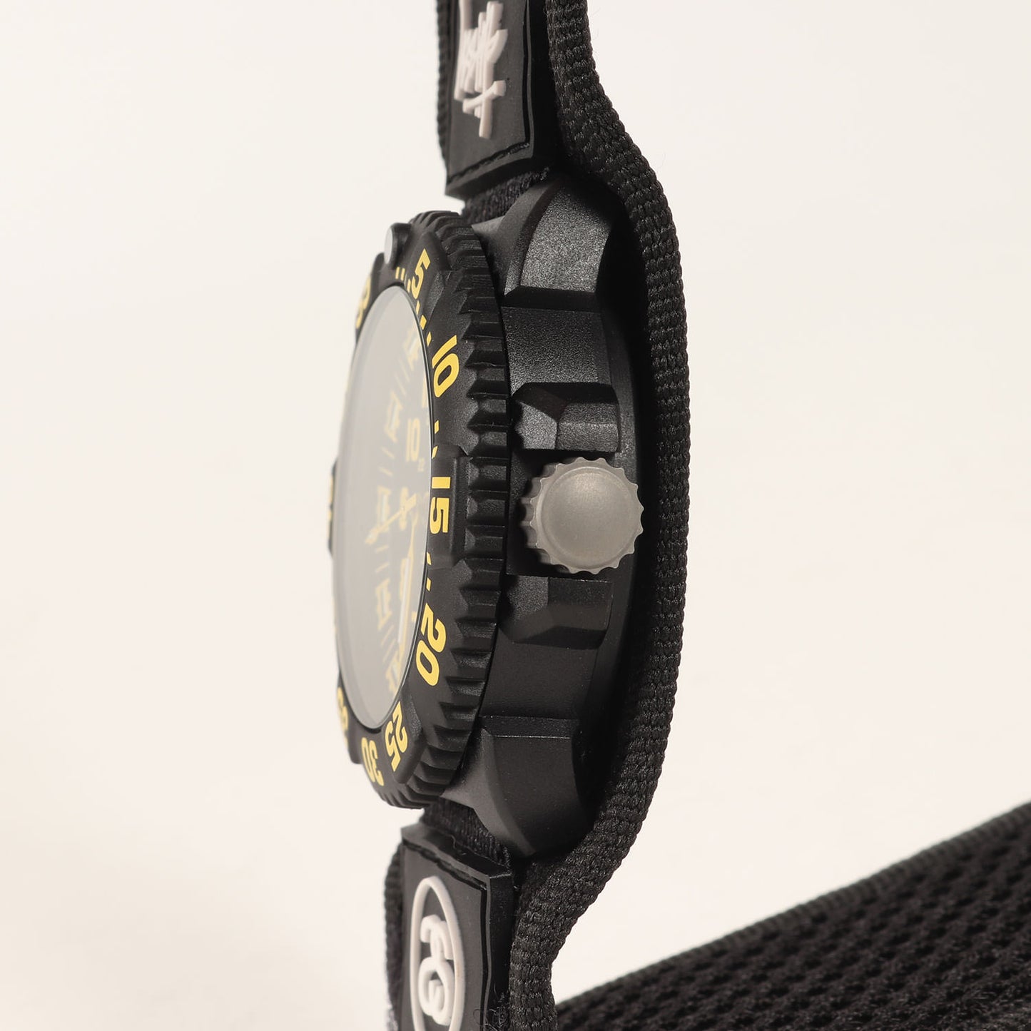 00s ×LUMINOX EVO Navy Seal Watch ミリタリーウォッチ / 腕時計(デッドストック)