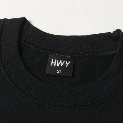 HWY (ハイウェイ) ×Us グラフィックプリント クルーネック スウェット 