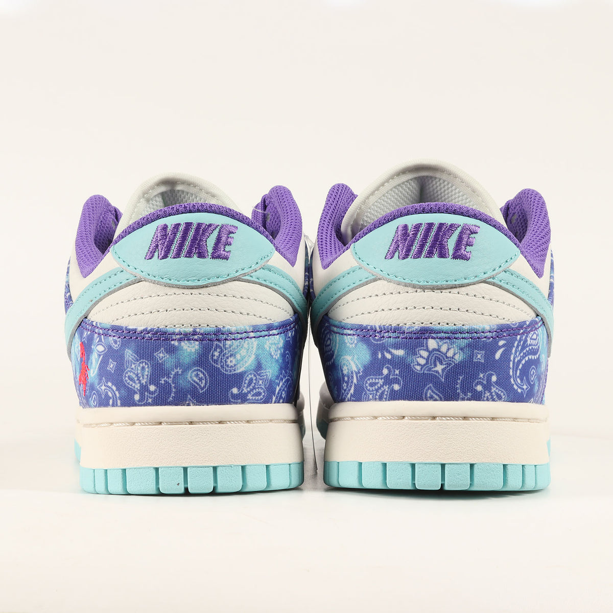 DUNK LOW BY YOU UNLOCKED (DX9440-900)