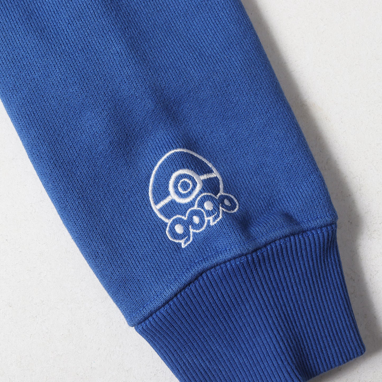 21AW ×POKEMON POCHAMA キャラクター グラフィティプリント クルーネック スウェット(Sweat)