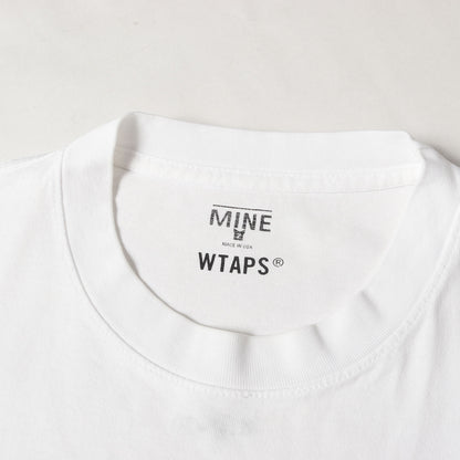 ×MINE ブランドロゴ刺繍 クルーネック Tシャツ