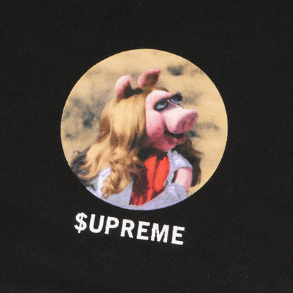 24SS ×The Muppet Show ミス・ピギー Tシャツ(Miss Piggy Tee)
