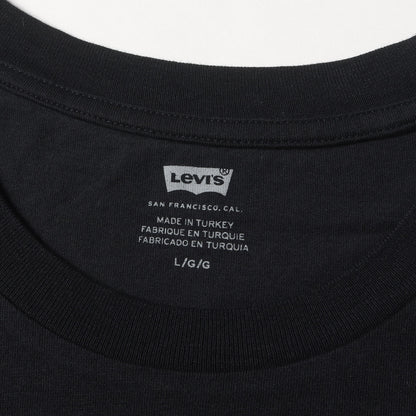 ×Levi's ワッペン付き クルーネック Tシャツ