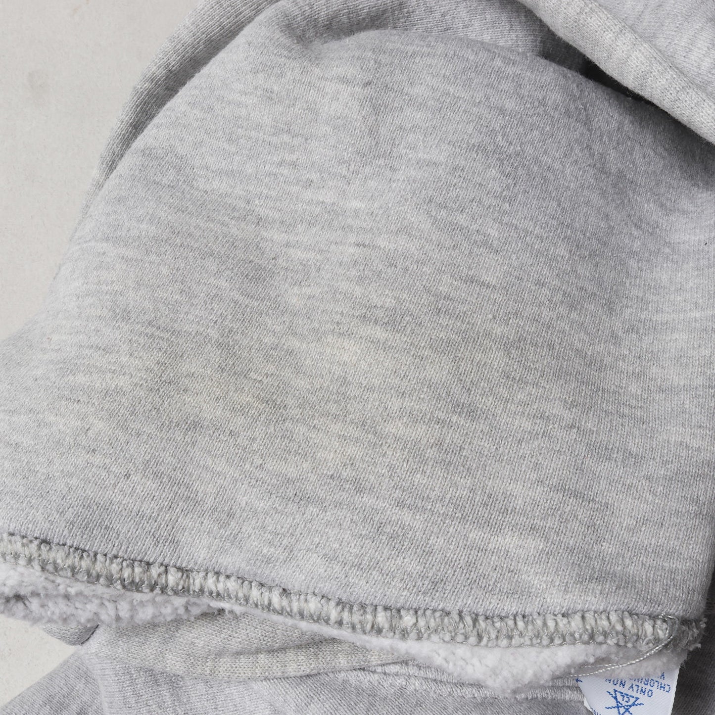 90s 刺繍タグ リバースウィーブ 3段プリント カレッジ スウェット パーカー(USA製)