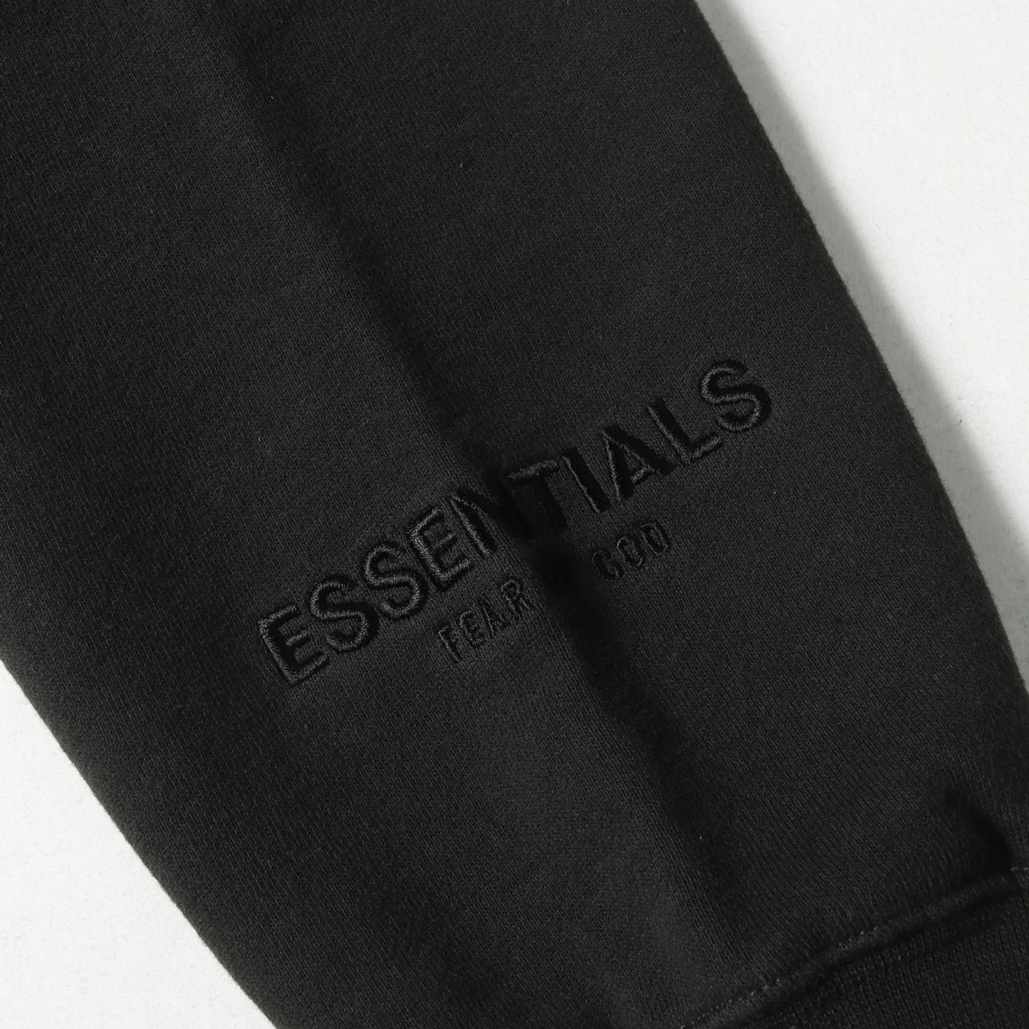 FOG ESSENTIALS リフレクターロゴ クルーネック スウェット