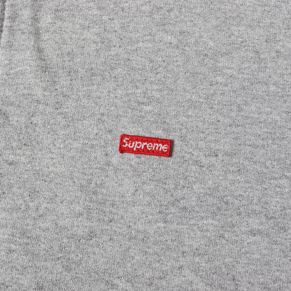 スモールBOXロゴ ジップ スウェットパーカー(Small Box Zip Up Sweatshirt)