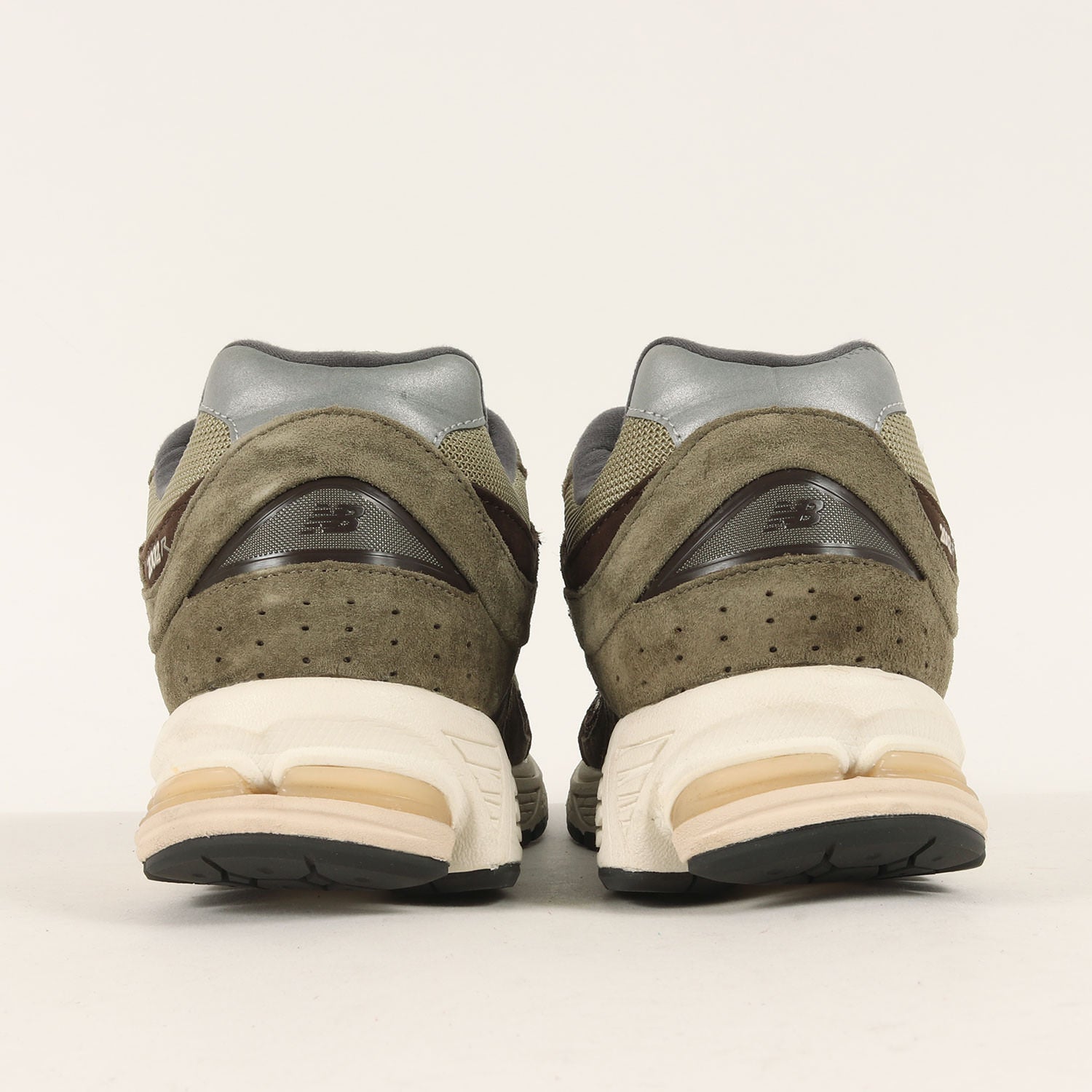 NEW BALANCE (ニューバランス) 22SS M2002 RHN – ブランド古着の通販・買取 | BEEGLE by Boo-Bee