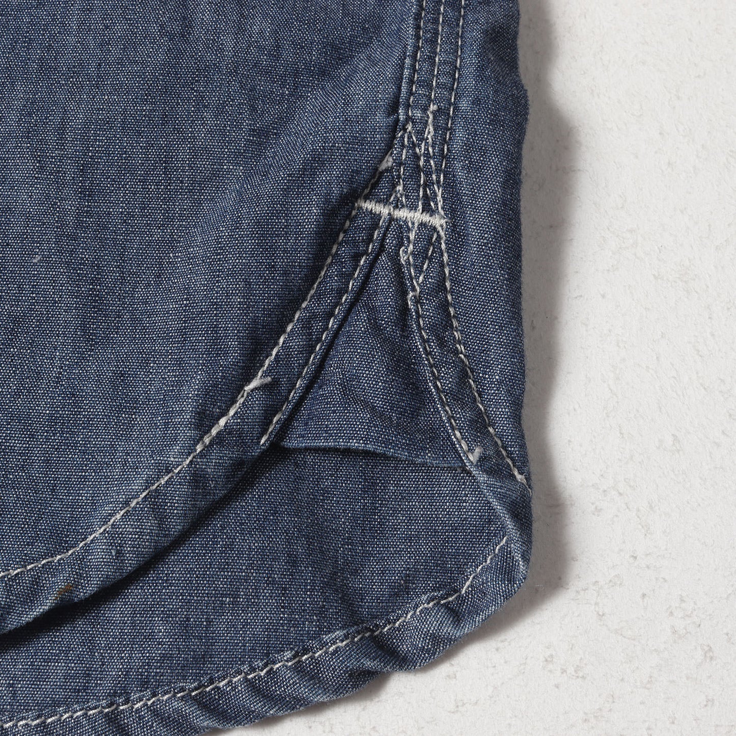 シャンブレー スリム ワークシャツ(L/S MOTOR SHIRT)