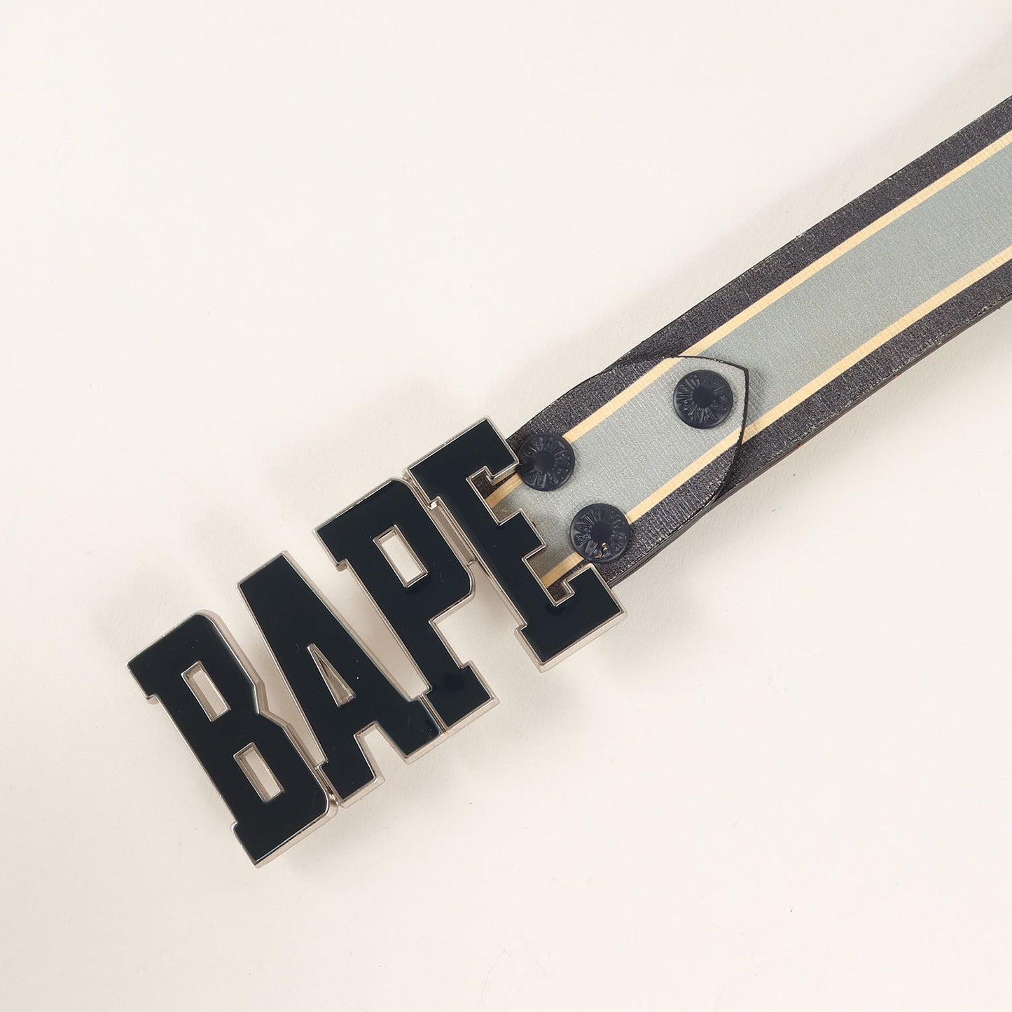 A BATHING APE (ア ベイシング エイプ) 00s BAPEバックル ライン 