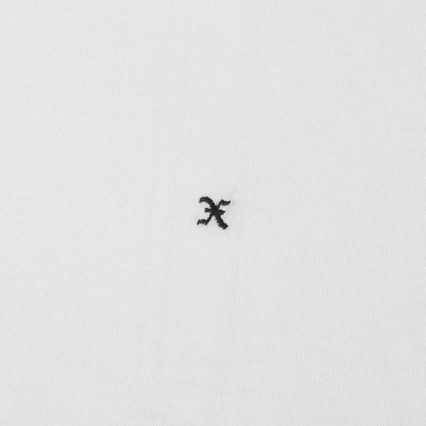 ワンポイト刺繍 クルーネック Tシャツ