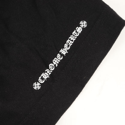 近年モデル スクロールロゴ ポケット Tシャツ