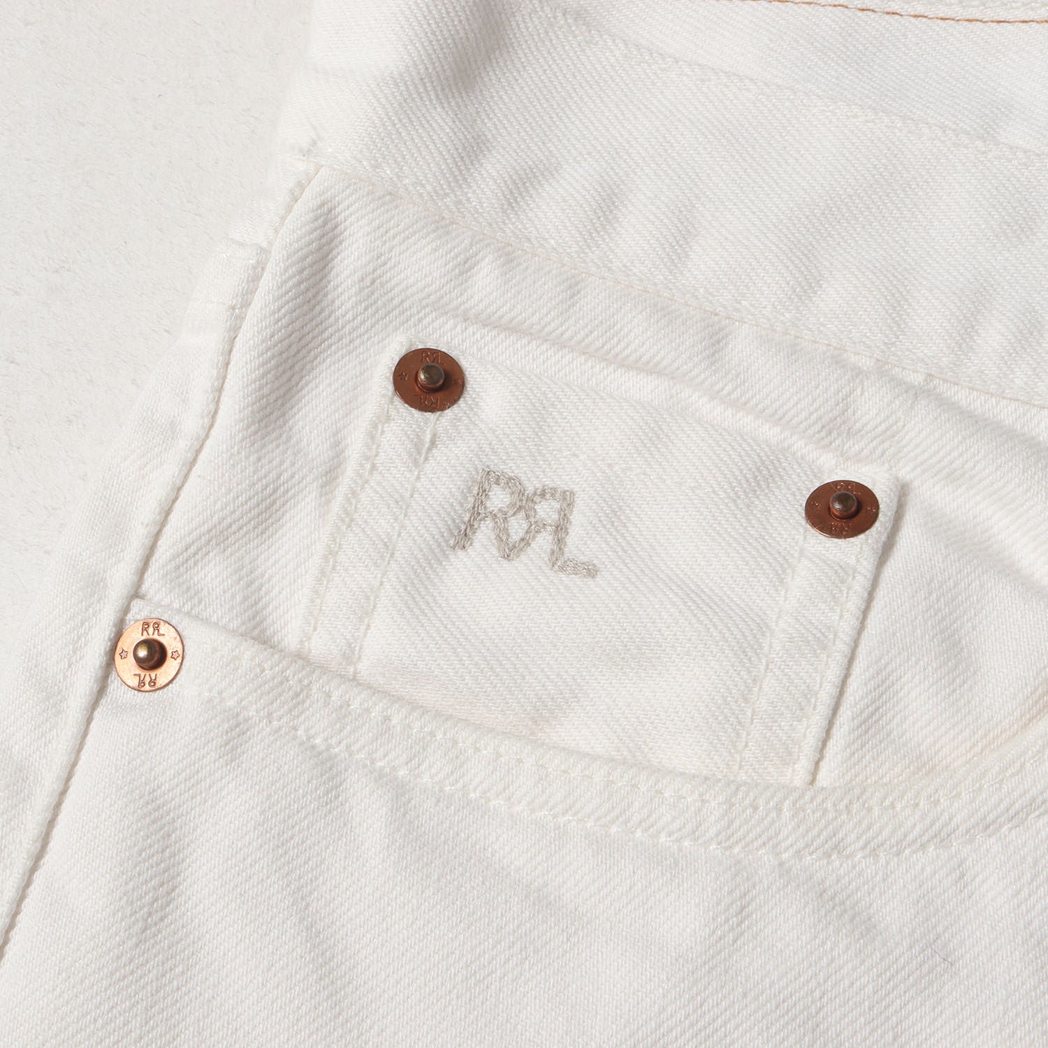 RRL (ダブルアールエル) スリムフィット ホワイト デニムパンツ RRL (ダブルアールエル) スリムフィット ホワイト デニムパンツ