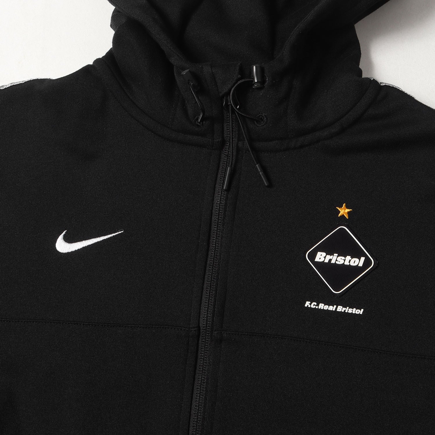 F.C.Real Bristol (エフシーレアルブリストル) ×NIKE スウッシュロゴ