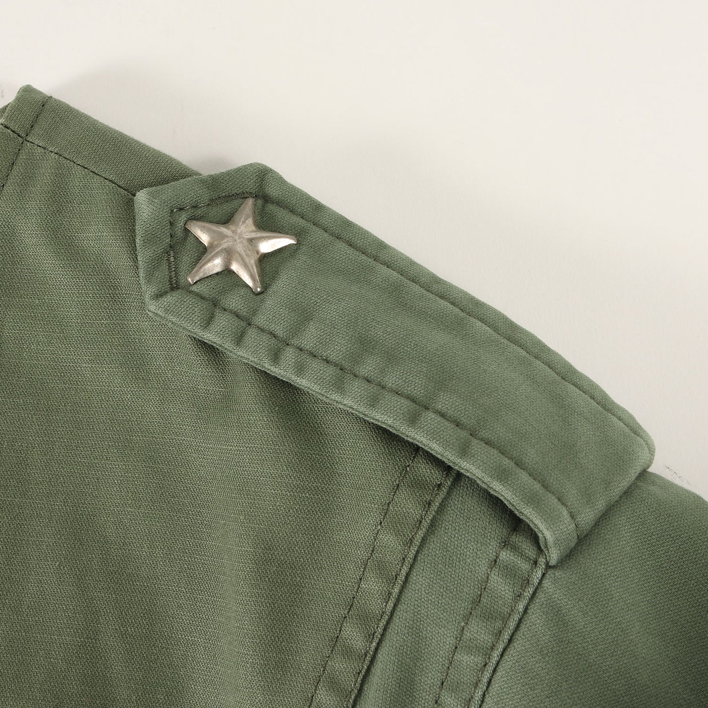 バーブワイヤー プリント ミリタリー ジャケット