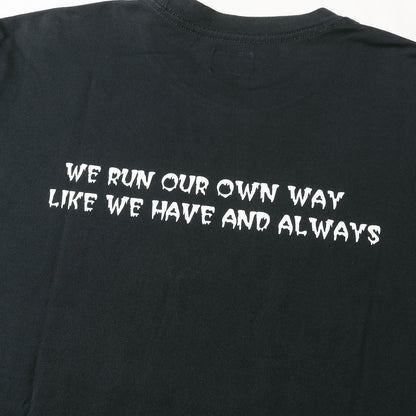 グラフィックプリント クルーネック Tシャツ