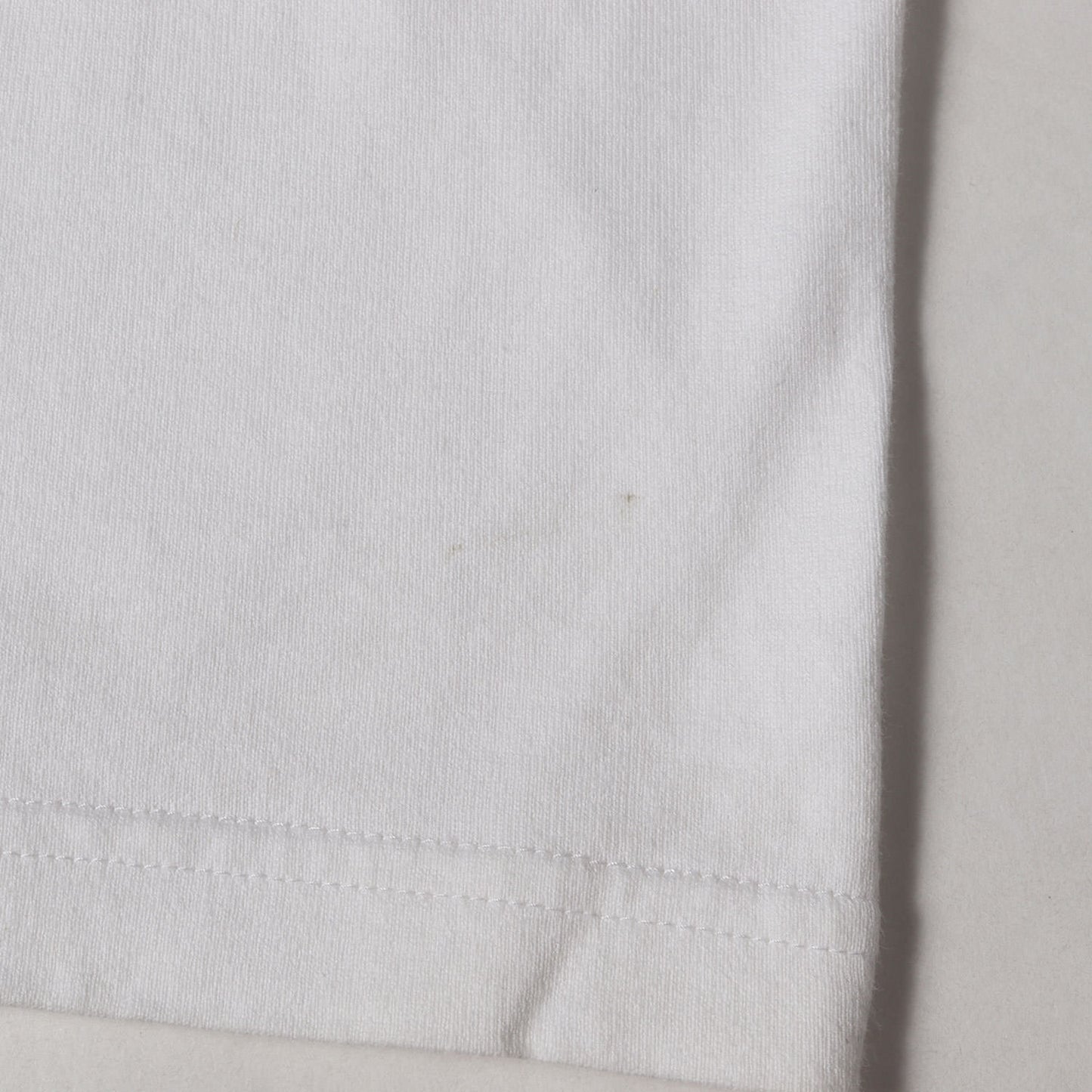 グラフィックプリント クルーネック Tシャツ