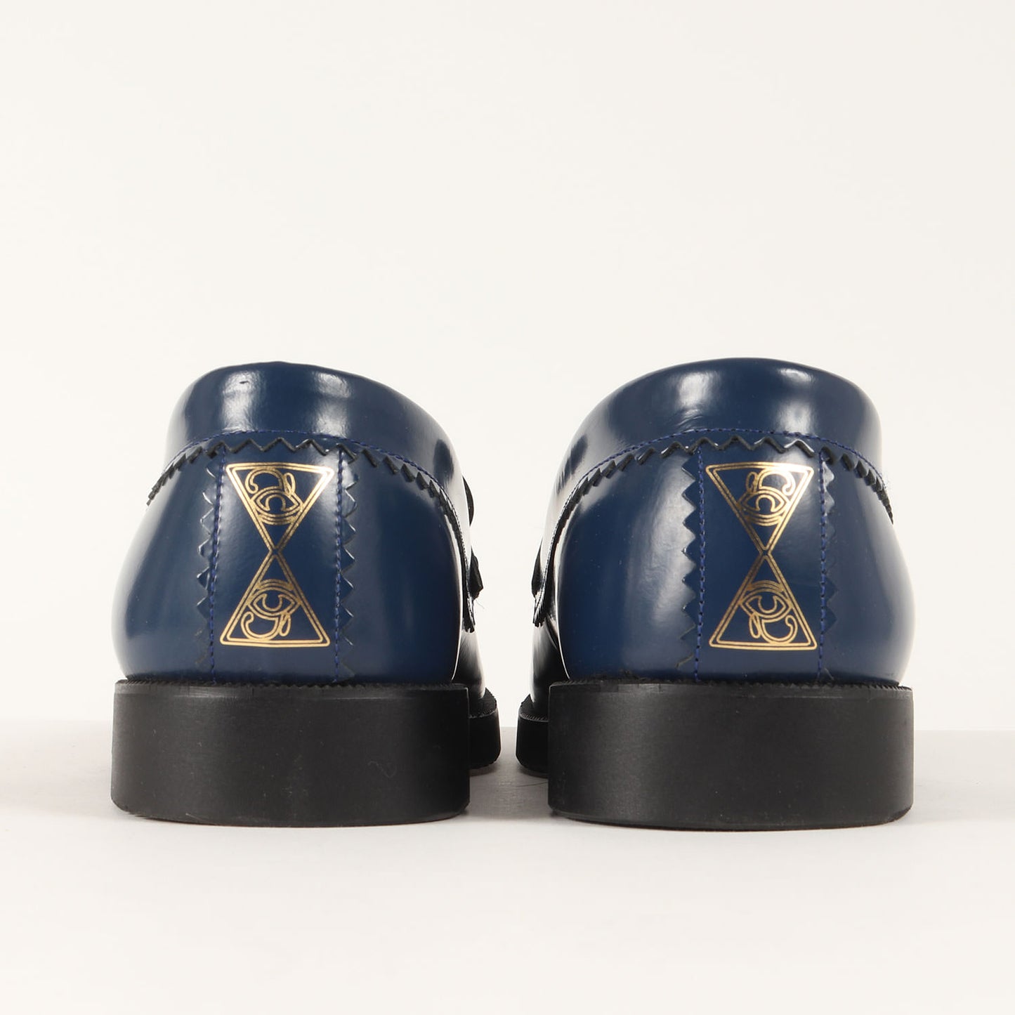 エッジ バス ガラスレザー タッセルローファー (EDGE BASS)