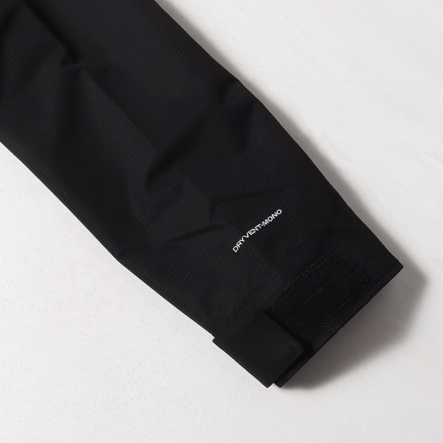 24AW US企画 ドライベント モノ マウンテンジャケット(Dryvent Mono Jacket)