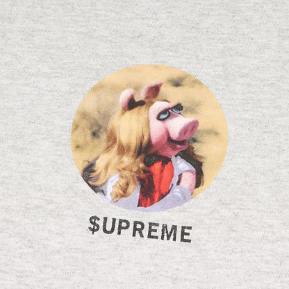 24SS ×The Muppet Show ミス・ピギー Tシャツ(Miss Piggy Tee)