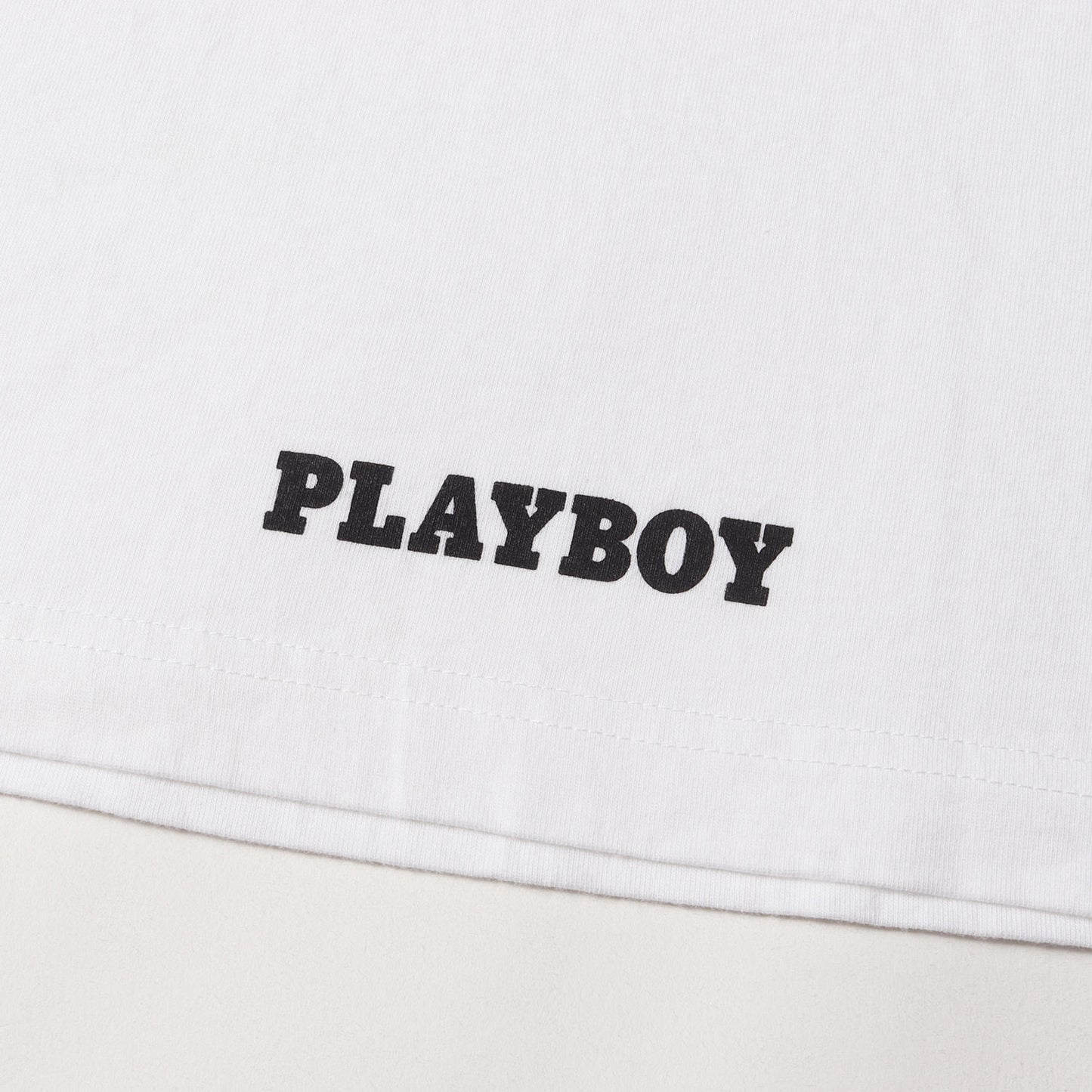 ×PLAYBOY グラフィックプリント Tシャツ
