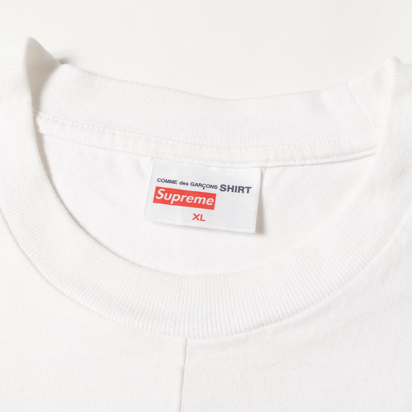 ×COMME des GARCONS SHIRT スプリット BOXロゴ Tシャツ(Split Box Logo Tee)