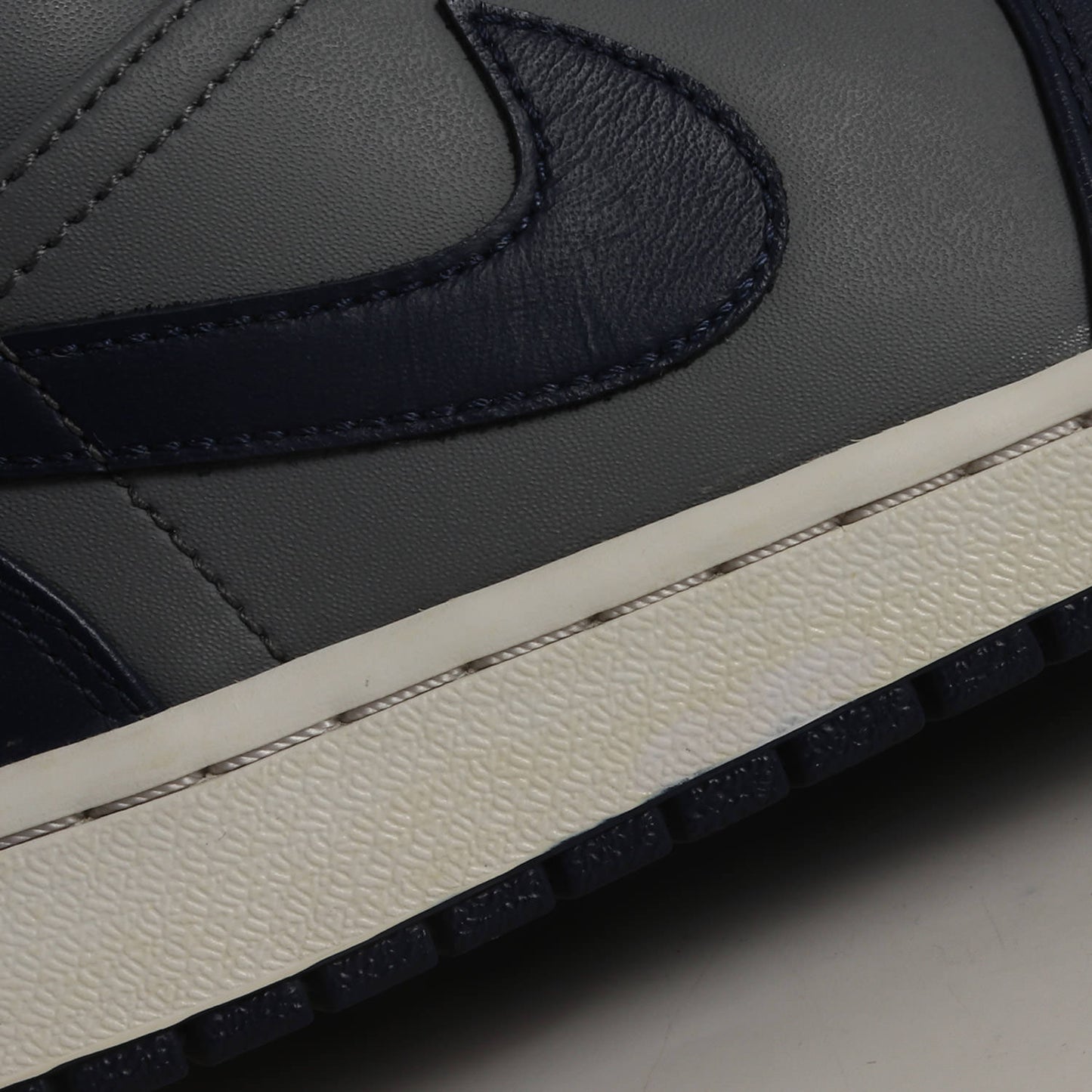 AIR JORDAN 1 MID GEORGETOWN (554724-006)