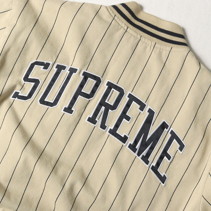 最高ロゴ ピンストライプ バーシティジャケット(Pinstripe Varsity Jacket)